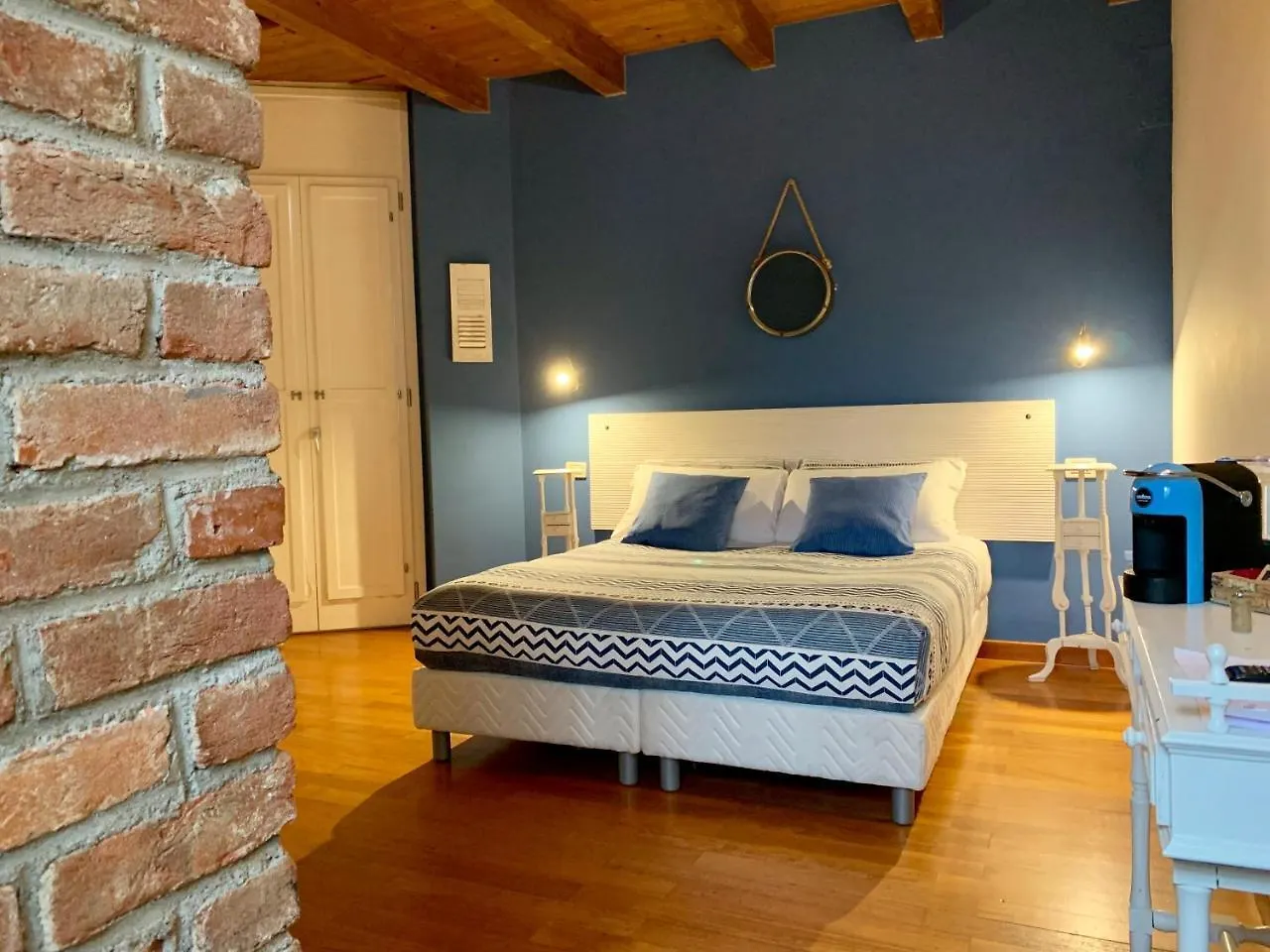 Porta Ronca - B&B, Suites & Apts 罗镇